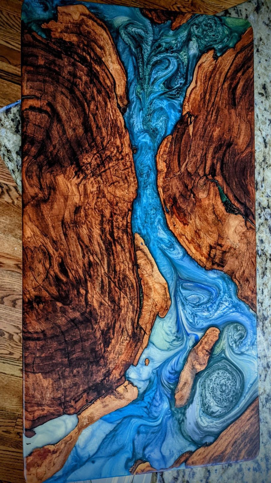 Design your own: Epoxy & Wood Party Serving Tray (12" x 24") - Image 13