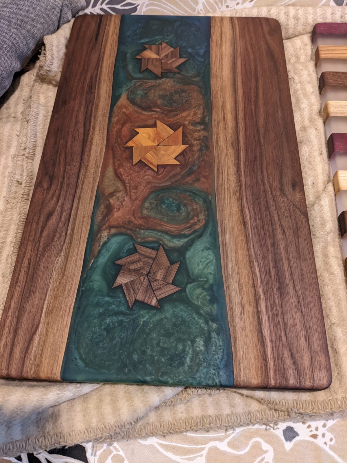 Design your own: Epoxy & Wood Party Serving Tray (12" x 24") - Image 4
