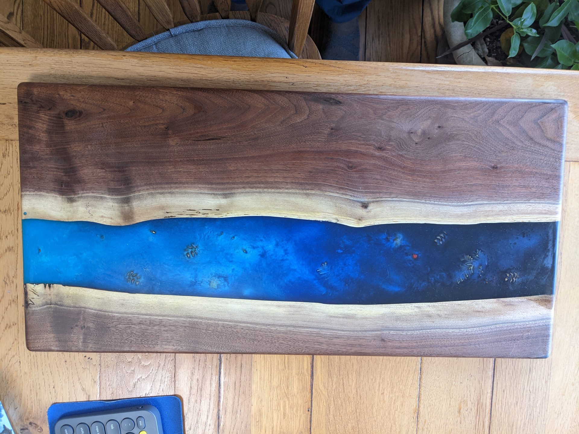 Design your own: Epoxy & Wood Party Serving Tray (12" x 24") - Image 11